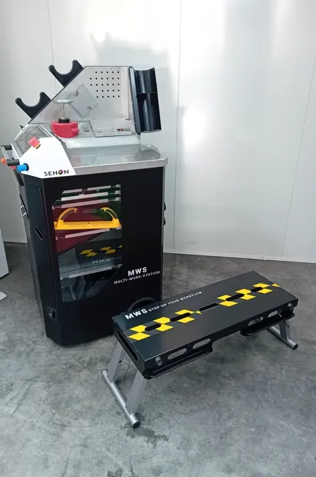 SEHON Multi-Work-Station für Lackiervorarbeiten